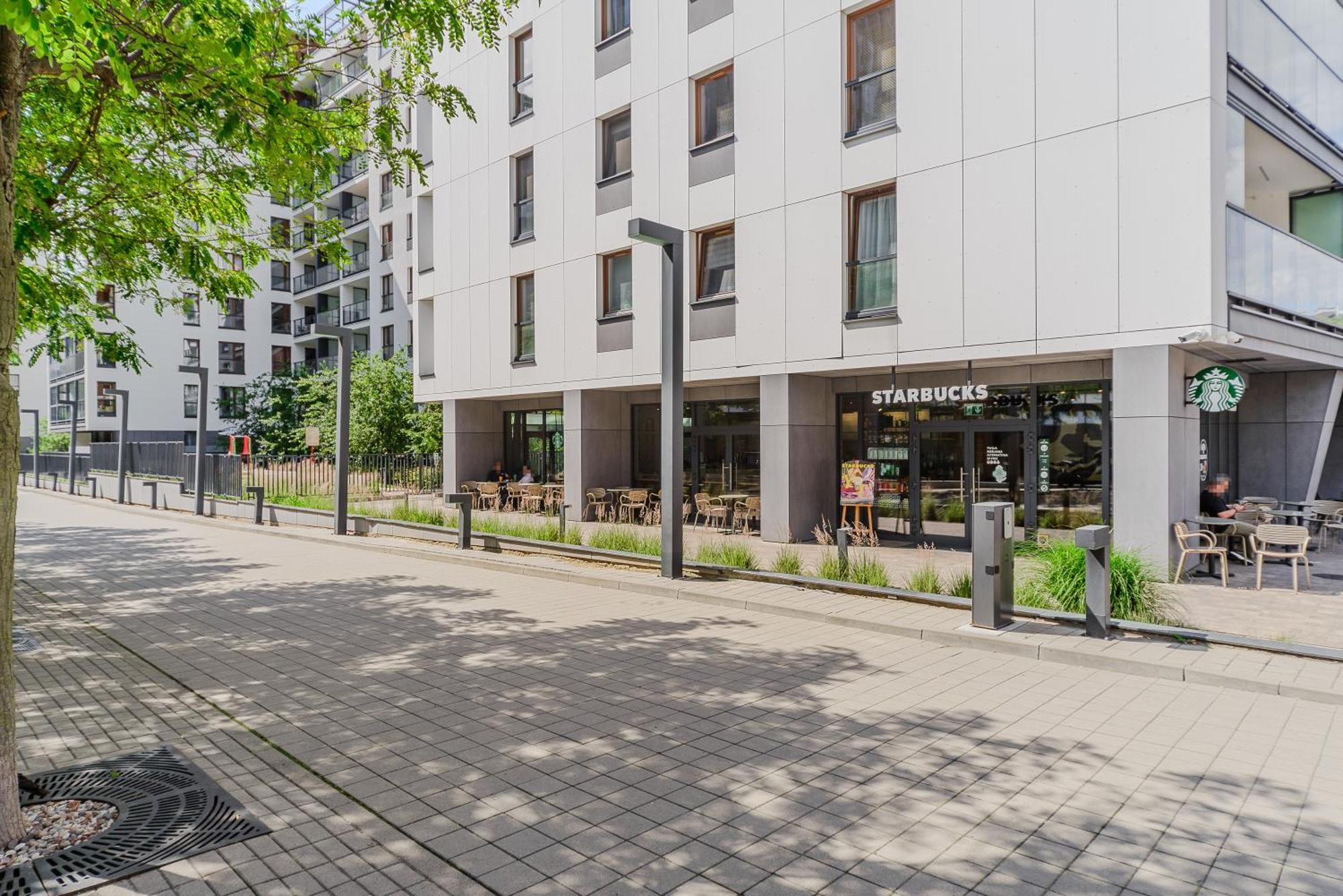 Cozy Family Apartments With Balcony Near Zlote Tarasy Varsóvia Exterior foto